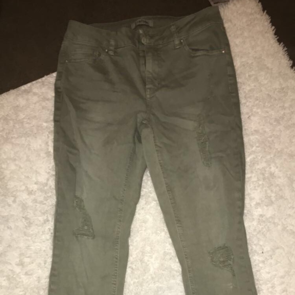 Skinny jeans